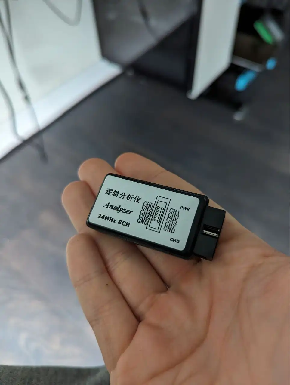 The wonderfully cheap and cheerful logic analyzer I picked up - an 8 channel 20mhz jobby